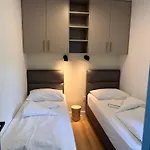 Διαμέρισμα By The Sea - Biograd - 23357 *